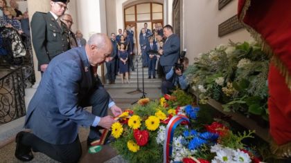 Sobota 6.&nbsp;května – pietní akty