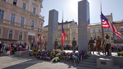 Přijede pět veteránů, kteří roku 1945 osvobozovali město. Plzní zazní Thank you, boys!