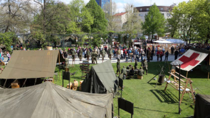 Dobové tábory americké armády doplní 45.&nbsp;polní nemocnice. Na Plzeňsku reálně působila