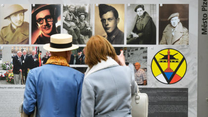 Výstava ve Smetanových sadech je poděkováním mužům, kteří v&nbsp;roce 1945 přinesli Plzni svobodu