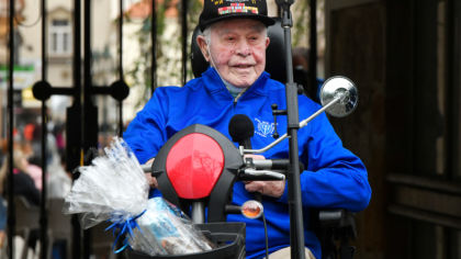 Výstava ve Smetanových sadech je poděkováním mužům, kteří v&nbsp;roce 1945 přinesli Plzni svobodu
