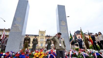 Vzpomínkovým aktem u&nbsp;pomníku Díky, Ameriko! pokračovaly Slavnosti svobody