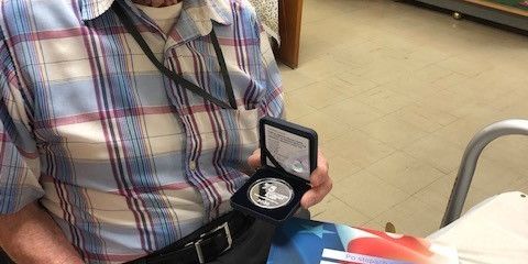 Robert A. Muthersbaugh slaví 101.&nbsp;narozeniny