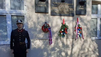 80.&nbsp;výročí poprav Plzeňanů v&nbsp;Mauthausenu za pomoc paravýsadků