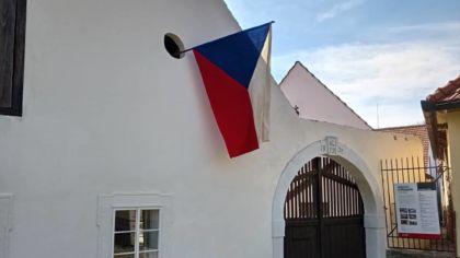 The planting of Linden of freedom at Pilsen-Bolevec remembers the courage of Barbora Raisová