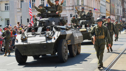 Konvoj, dobové letouny i&nbsp;grippeny. Takové budou letošní Slavnosti svobody