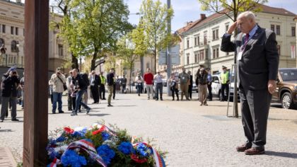 Vzpomínkové akty zahájily Slavnosti svobody, promluvili při&nbsp;nich potomci veteránů