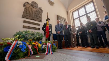 Velvyslanci USA a&nbsp;Belgického království zavítali na radnici, kde uctili památku válečných veteránů