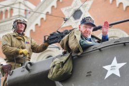 George Thompson slaví 99.&nbsp;narozeniny