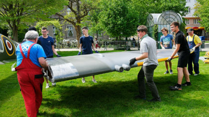 Stíhací letoun Spitfire se usadil v&nbsp;Šafaříkových sadech