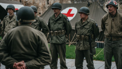 Členové klubů vojenské historie po&nbsp;tři dny žijí jako vojáci v&nbsp;roce 1945