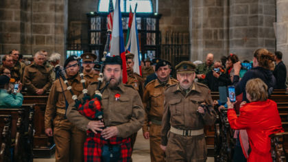 V katedrále se konala mše svatá za veterány a&nbsp;oběti válek