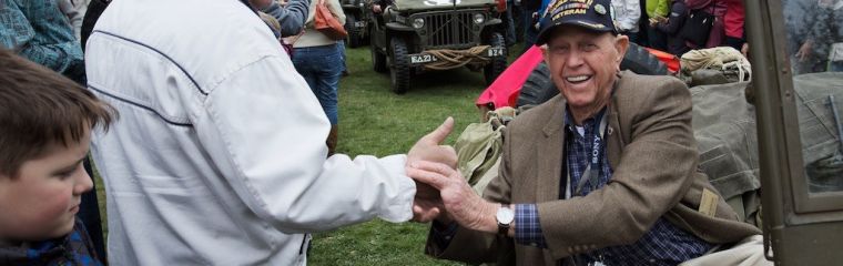 Today, hero, veteran and liberator of Southwestern Bohemia, member of Company F – 2nd Battalion, 359th Infantry regiment of the famous 90th Infantry Division, Tom Ingram, celebrates his 95th birthday.